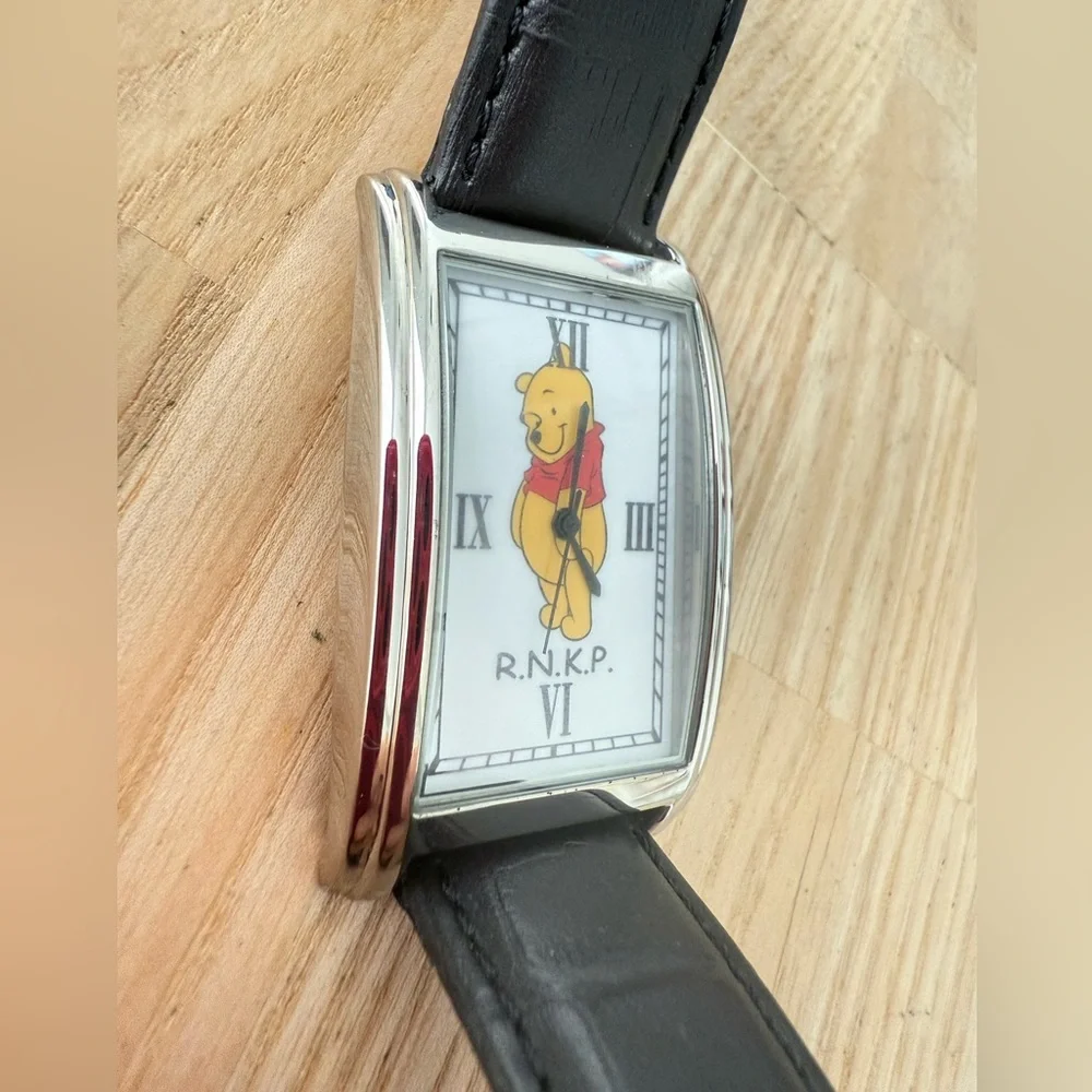 Rare Vintage R.N.K.P. Disney Winnie the Pooh curvex watch NEW BATTERY